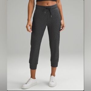 Ready to Rulu High-Rise Cropped Jogger